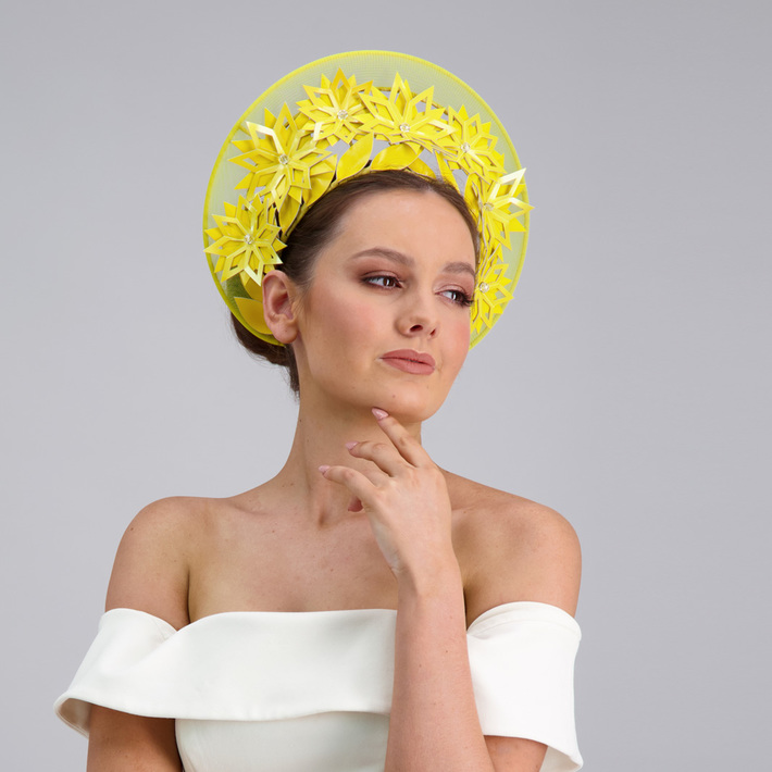 Create a hat online